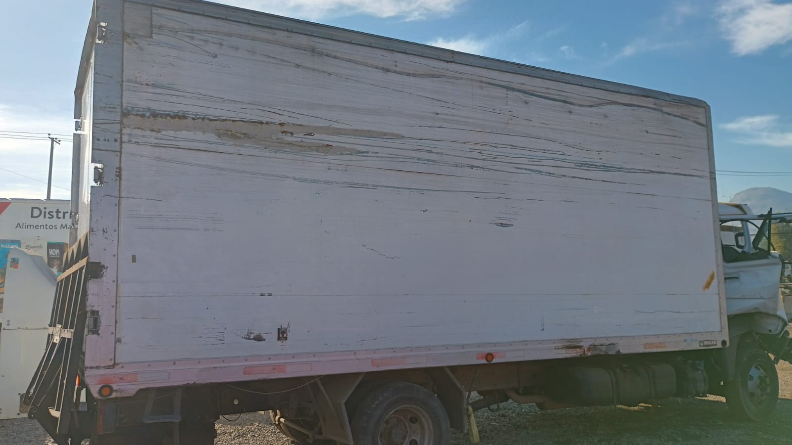 ESTANQUE ACUMULADOR DE AIRE Volkswagen DELIVERY 2013  USADO  EN DESARME